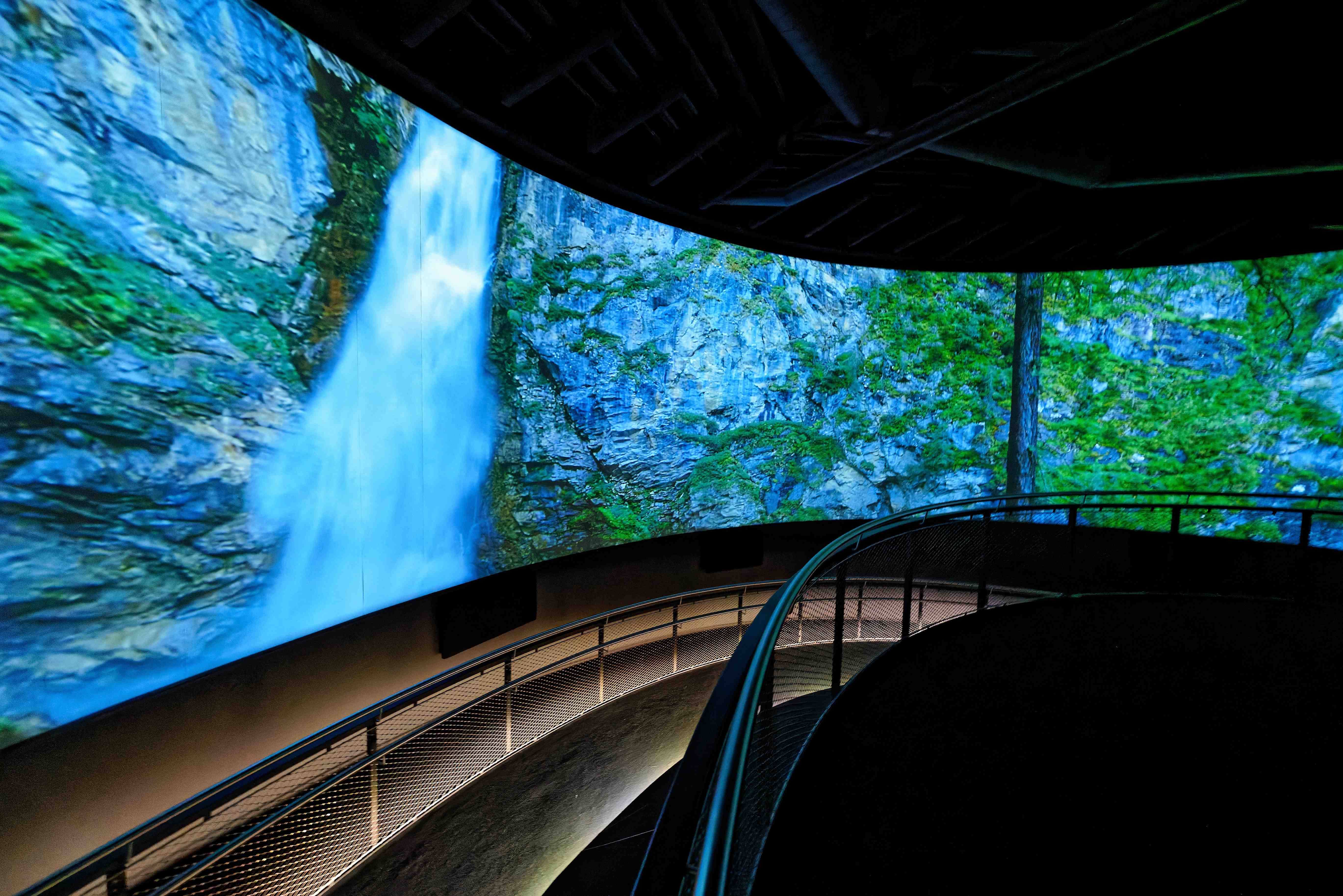 360도 파노라마 시네마 (360° Panorama Cinema)